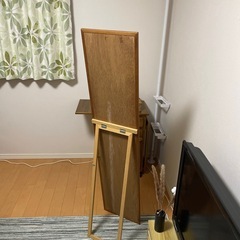 スタンドミラーの画像