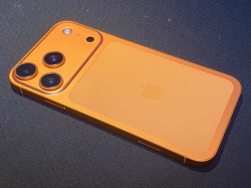 iPhone 17 Pro風カスタム. iPhone XR128GB SIMフリー
