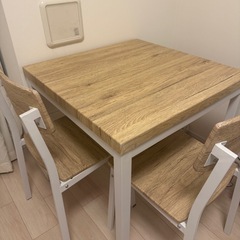 テーブル・椅子
の画像