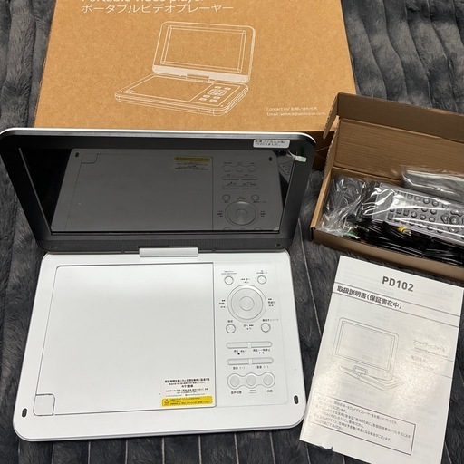 ポータブルDVDプレーヤー CDプレーヤー type-cモバイルバッテリー充電　