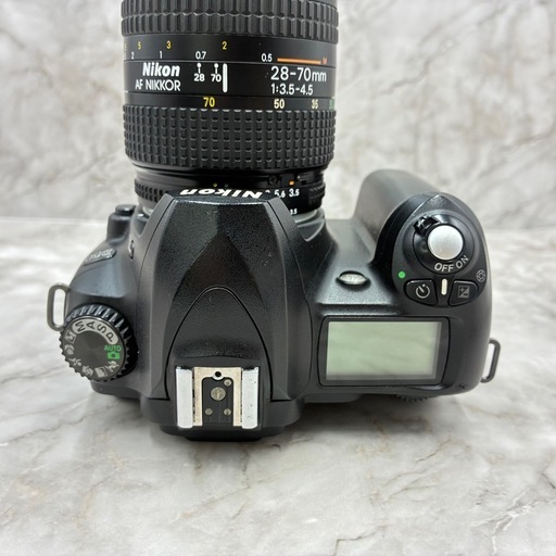 大特価❤️Nikon D50⭐️スマホ転送 初心者 すぐ使用 本格撮影 おまけ多！カメラ　デジタル一眼レフカメラ
