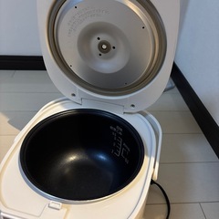 炊飯器の画像