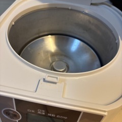 炊飯器の画像