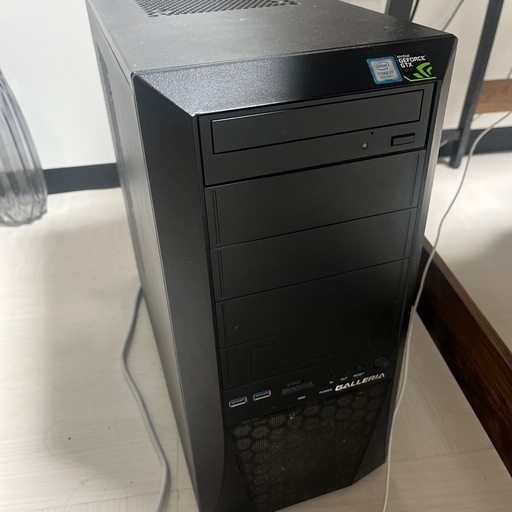 i7-8700 / GTX1070Ti / SSD1TB /