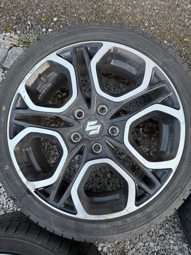 スイフトスポーツzc33sタイヤホイール