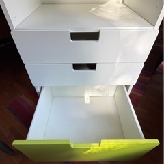 【IKEA】（STUVA）収納棚・チェスト（ホワイト/グリーン）の画像