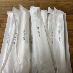 使い捨て歯ブラシ個包装未使用40本の画像