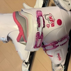 ジュニアスキー130スキー靴23センチ
の画像