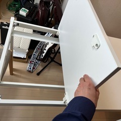 テーブル（サイズ可変式）、チェアー×2の画像