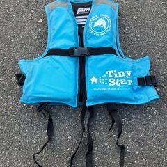 子供用ライフジャケットの画像