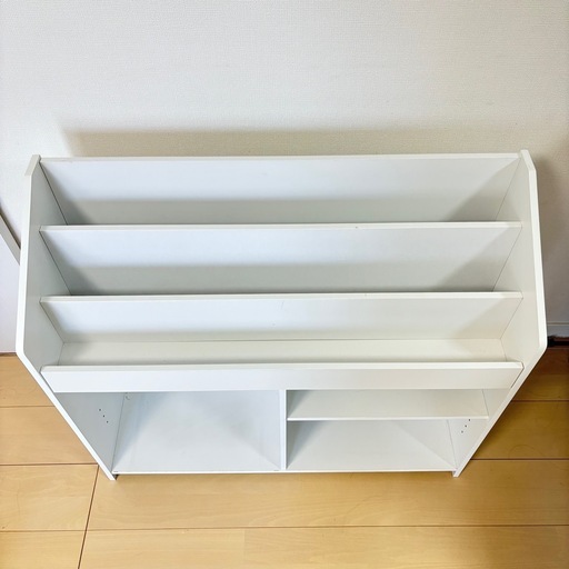 美品　ニトリ 絵本ラック