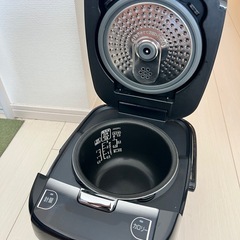 炊飯器の画像
