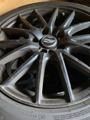 pirelli powergy夏タイヤ　　1シーズンのみ使用