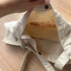 ノースフェイスサコッシュ トートバッグの画像