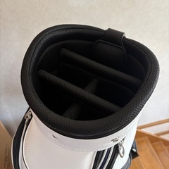 BRIDGESTONEキャディバッグの画像