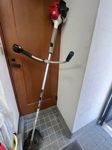 草刈り機
