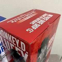 ワンピースベースショップ限定くじ　フィギュア　ルフィ2体の画像