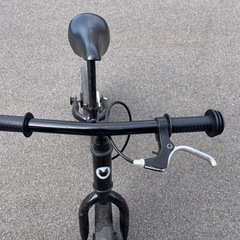 ペダルなしバイク　ストライダーの画像