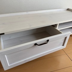 テレビ台の画像