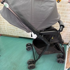 アップリカ　カルーンエアー　軽量　ベビーカー　バギー　グレーの画像