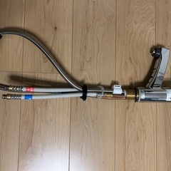 洗面用 シングルレバー混合水栓 シャワーホース付きKVK KM8001TFの画像