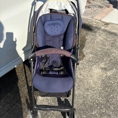 アップリカ　ベビーカーの画像