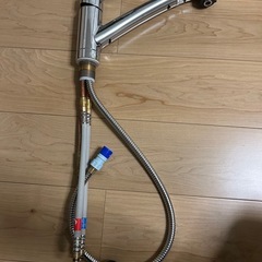 【KM5031TEC】 KVK キッチン混合水栓 シャワー付 eレバー　展示品の画像