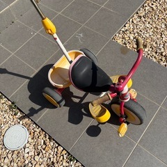 アイデス IDES 三輪車（押手棒付） レッド かる～くこげる三輪車の画像