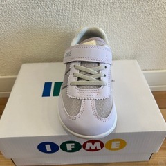 【新品タグ付き】IFME イフミー ライト　スニーカーの画像