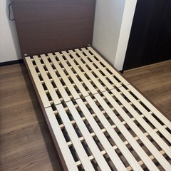 ベッドフレーム　シングルの画像