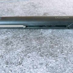 サロニヤ ヘアアイロンの画像