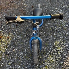 AVIGO キックバイク ブレーキ付きの画像