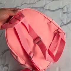 無地　ピンクリュックの画像