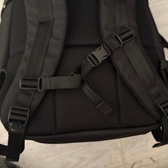 【超美品】NEWE RA ニューエラ バックパック 33Lブラックの画像