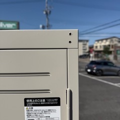 コクヨ　3人用ロッカー　鍵付き 　幅90 奥51 高さ179cmの画像