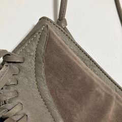 フリンジショルダーバッグ
の画像