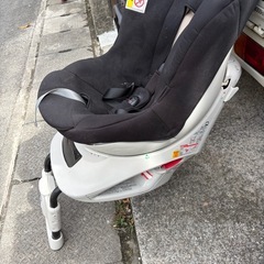 カーメイト　チャイルドシートの画像