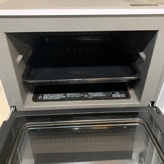 【ジモティー割】TOSHIBA 2022年製　オーブンレンジ　中にコゲ付きあり　（ID1896）の画像