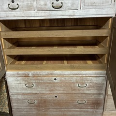 桐タンスの画像