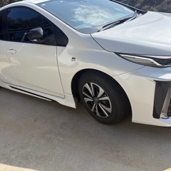 希少 TOYOTA プリウスPHV GRの画像