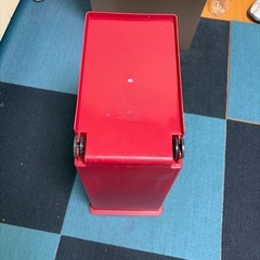 ゴミ入れの画像