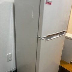 2018年　126l 
LIMLIGHT ノンフロン冷凍冷蔵庫 WRH-130 の画像