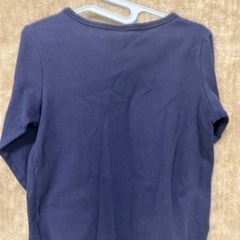 petit main（プティマイン）長袖Tシャツ ネイビー 花柄ポケット付き 110cmの画像