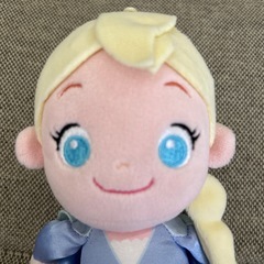 ディズニーキャラクター　アナ雪のエルサぬいぐるみの画像