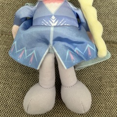 ディズニーキャラクター　アナ雪のエルサぬいぐるみの画像