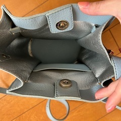 ブルーグレー　ショルダーバッグの画像