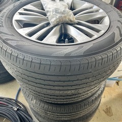 40系アルファード純正ホイールの画像