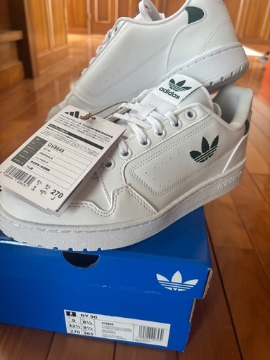 adidas スニーカー　27cm