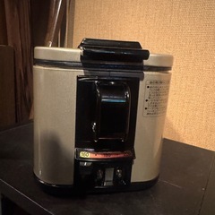 【受渡者決定しました】フライヤー　揚げ物の画像