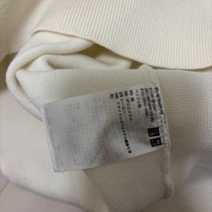 ユニクロ MENS セーターの画像